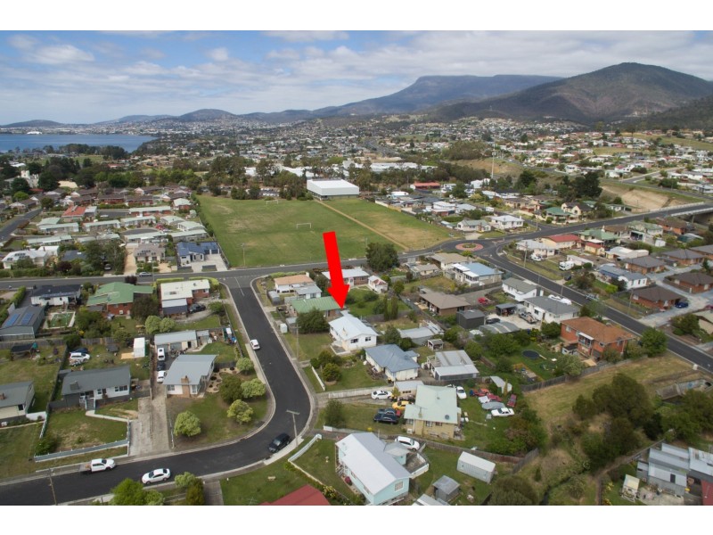 2 Belgrave Street, Claremont TAS 7011
