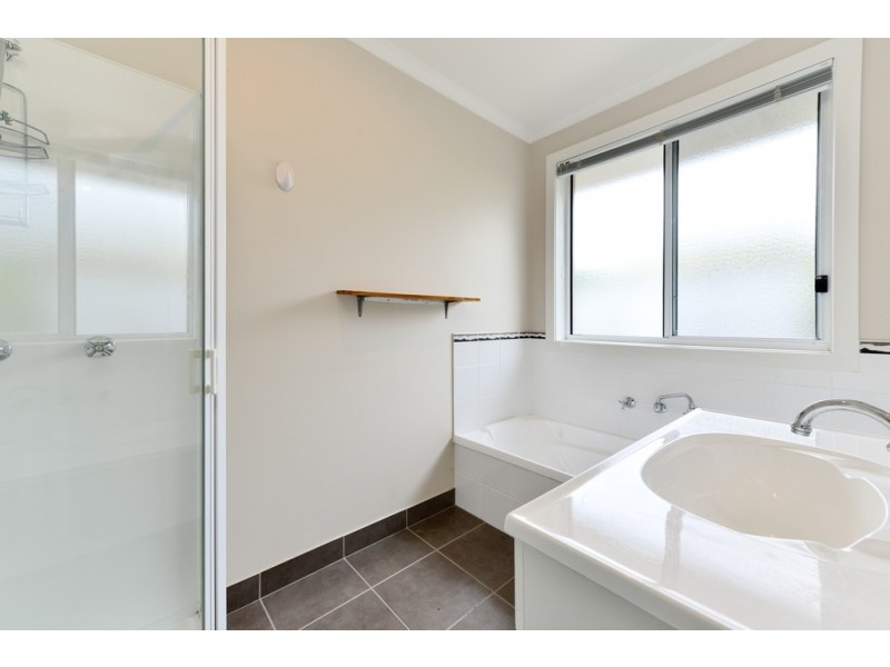 1/18 Shenstone Place, Montrose TAS 7010
