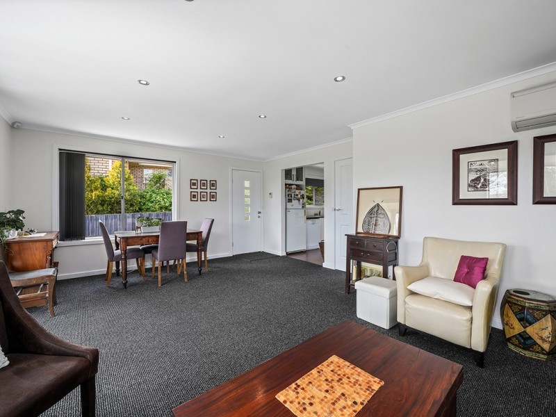 1/13 Suncoast Drive, Blackmans Bay TAS 7052