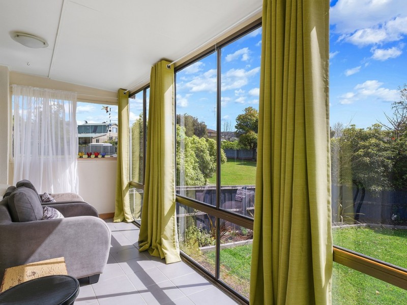 1/13 Suncoast Drive, Blackmans Bay TAS 7052