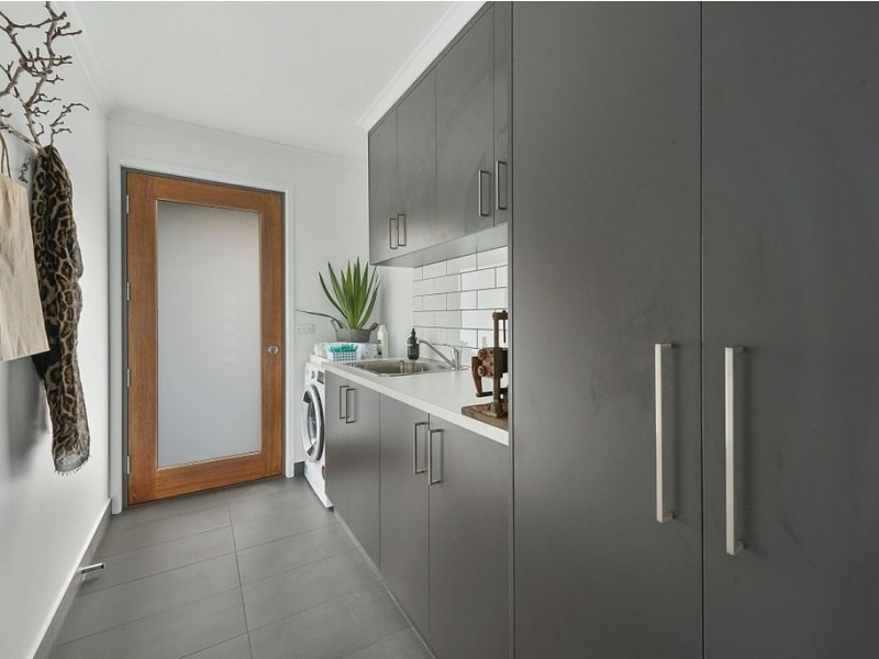 1/18 Carnegie Street, Claremont TAS 7011