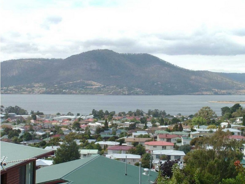 15 Fowler Street, Montrose TAS 7010