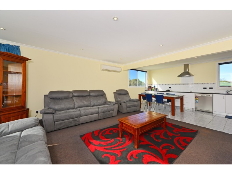 12 Dempster Street, Claremont TAS 7011