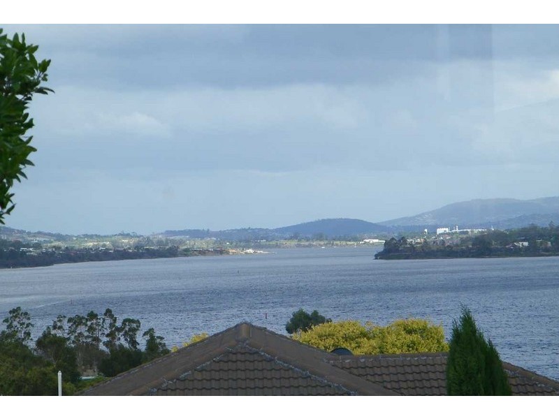 Bridgewater TAS 7030