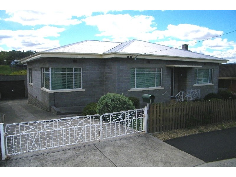 Claremont TAS 7011