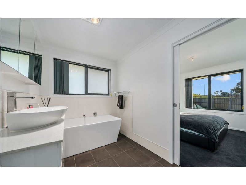 10 Ikram Court, Old Beach TAS 7017