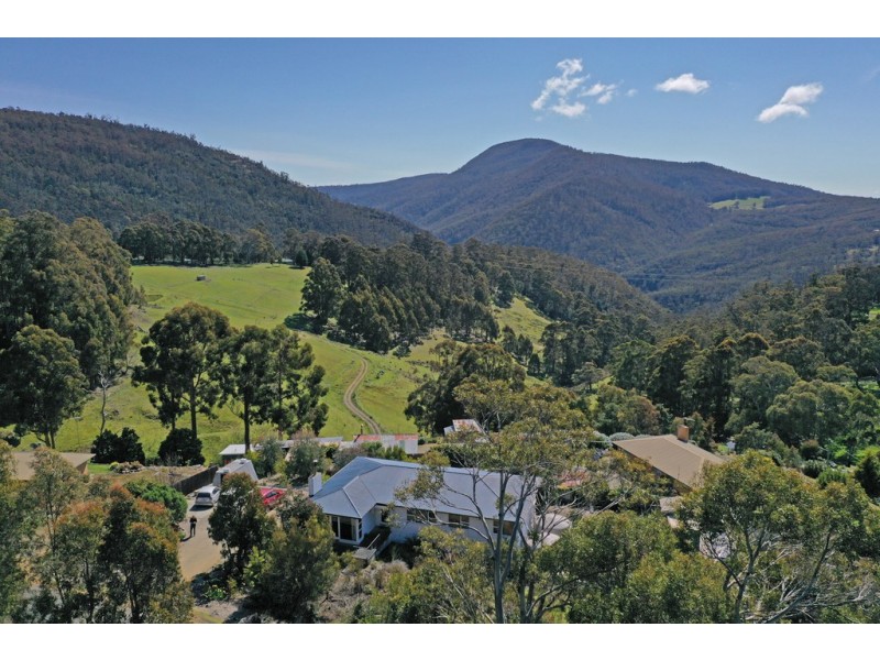 10 Valley Road, Collinsvale TAS 7012
