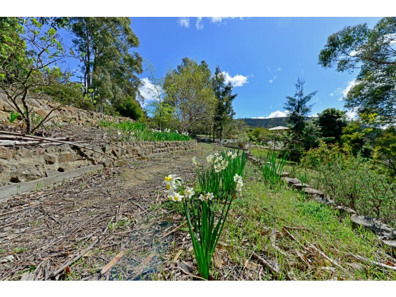 10 Valley Road, Collinsvale TAS 7012