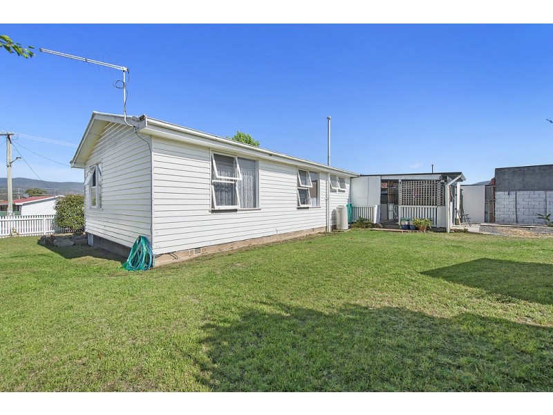 4 Walker Crescent, New Norfolk TAS 7140