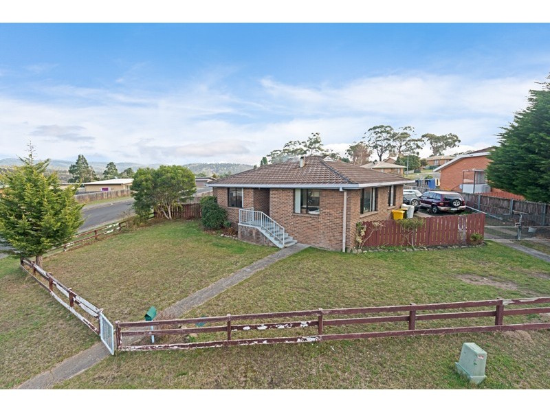 1 Cox Avenue, New Norfolk TAS 7140
