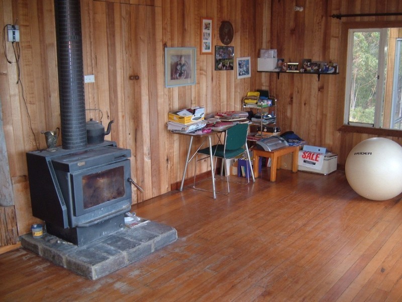 Collinsvale TAS 7012