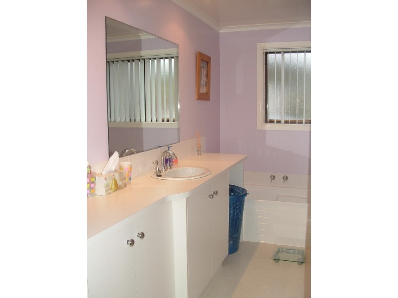 Collinsvale TAS 7012