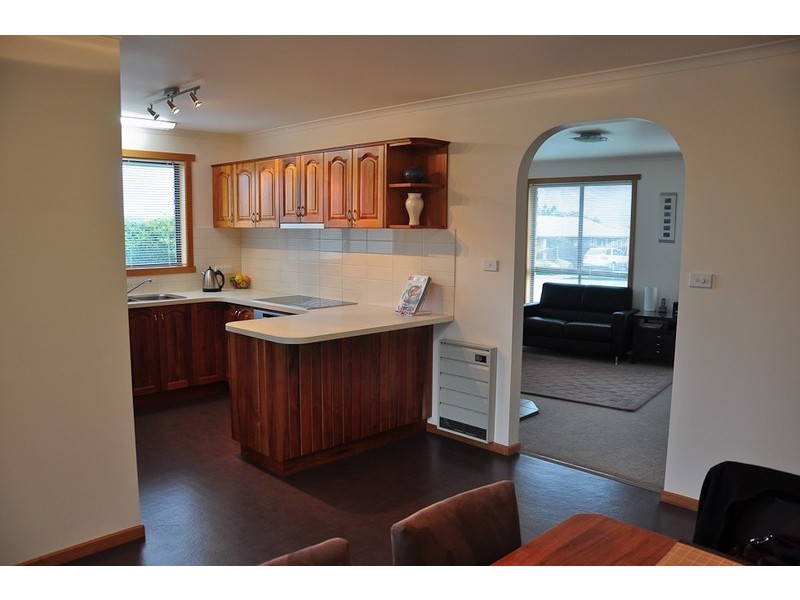 15 Ravensbourne Place, Old Beach TAS 7017