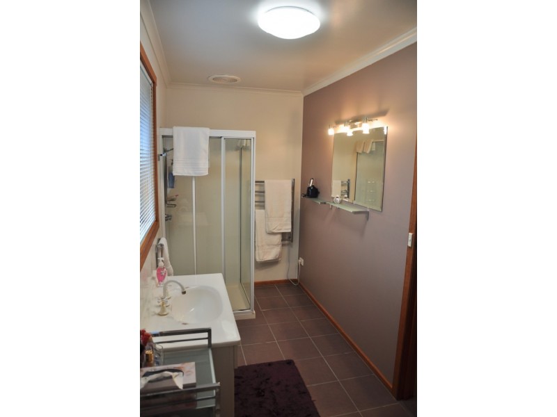 15 Ravensbourne Place, Old Beach TAS 7017