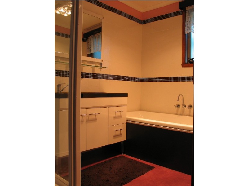 Bridgewater TAS 7030