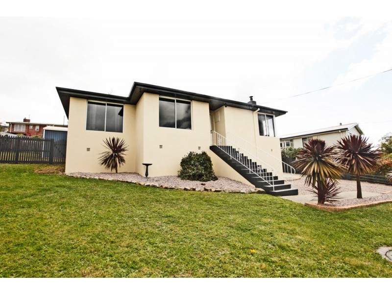 13 Canberra Road, Claremont TAS 7011