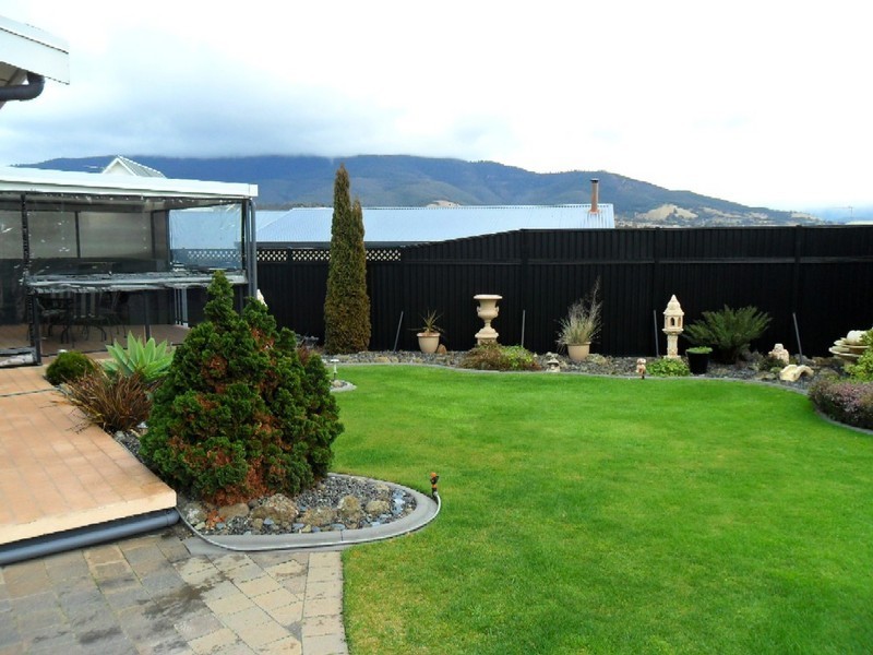 4 Gard Place, Old Beach TAS 7017