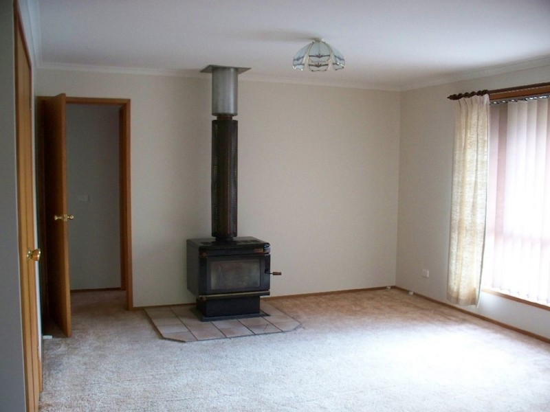 Claremont TAS 7011