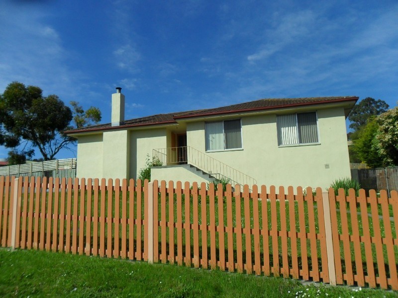 2 Deak Street, Gagebrook TAS 7030
