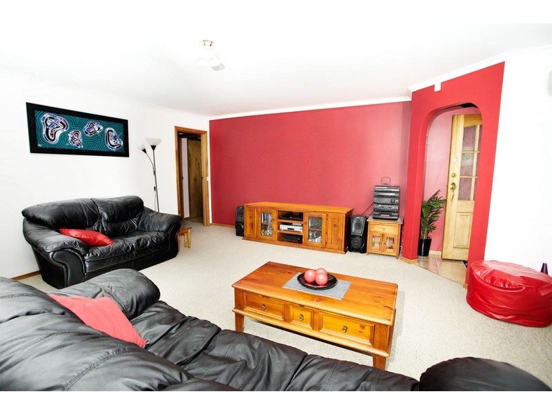 Chigwell TAS 7011