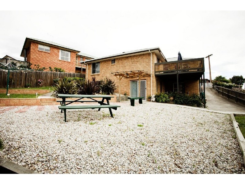 Chigwell TAS 7011