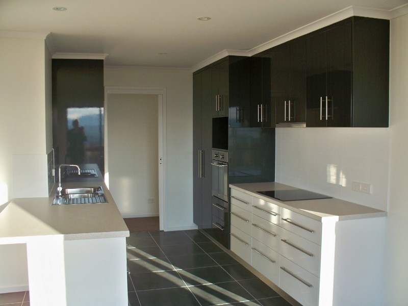 28 Navigators Rise, Granton TAS 7030