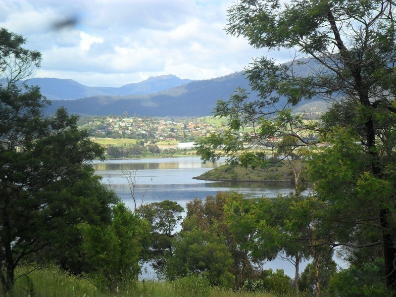 1 Fisher Drive, Herdsmans Cove TAS 7030