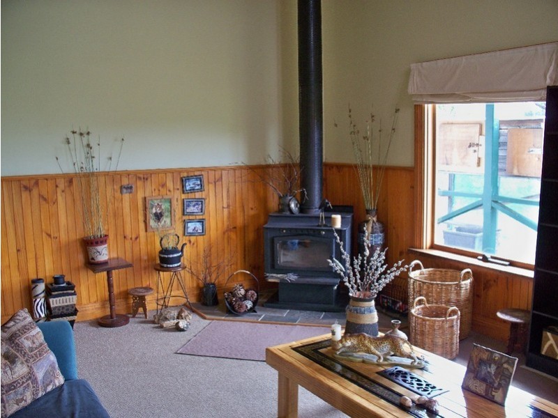 Collinsvale TAS 7012