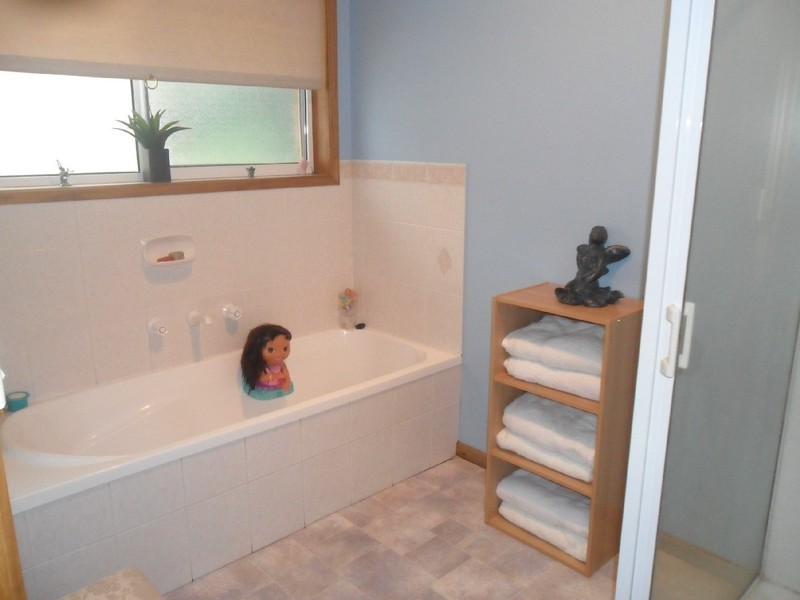 97 Branscombe Road, Claremont TAS 7011