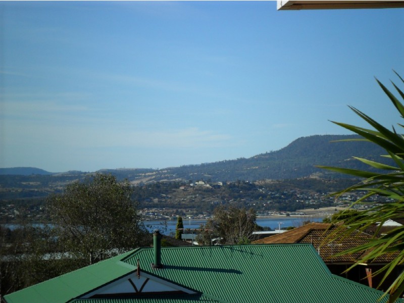 97 Branscombe Road, Claremont TAS 7011