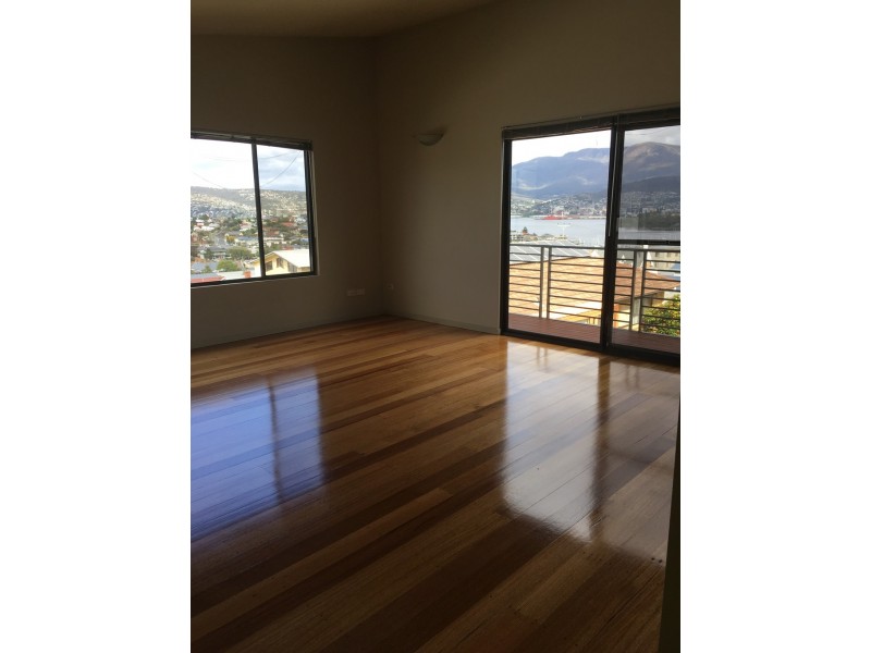 2/26 Alma Street, Bellerive TAS 7018