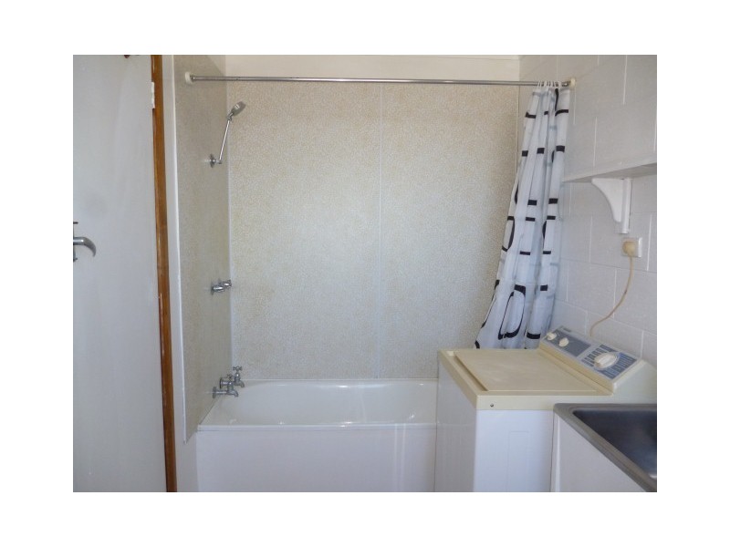 1/2 Nelis Court, Lutana TAS 7009