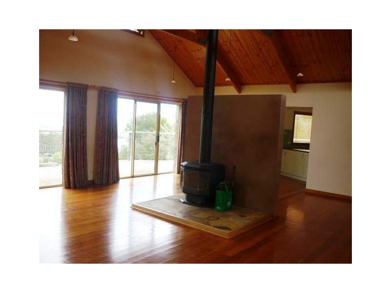 336 Sugarloaf Road, Carlton River TAS 7173
