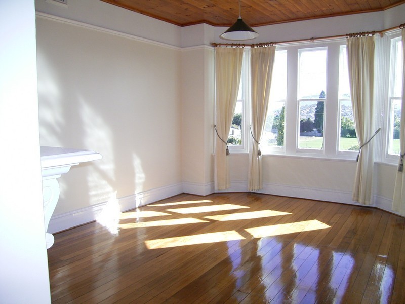 54 Bellevue Parade, New Town TAS 7008