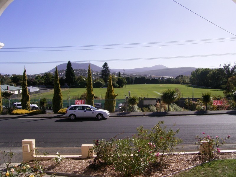 54 Bellevue Parade, New Town TAS 7008