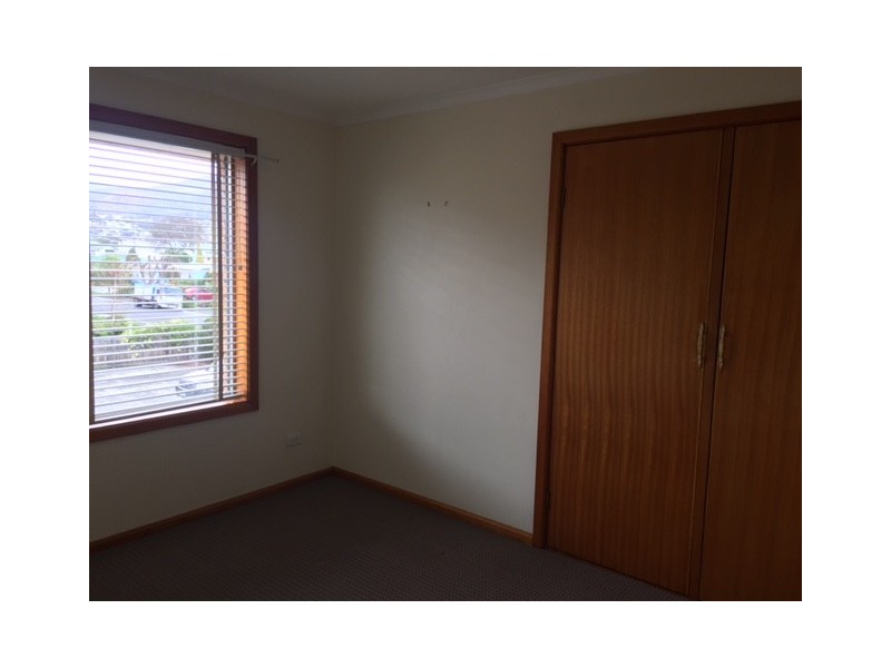 8/13 Fleming Street, Glenorchy TAS 7010