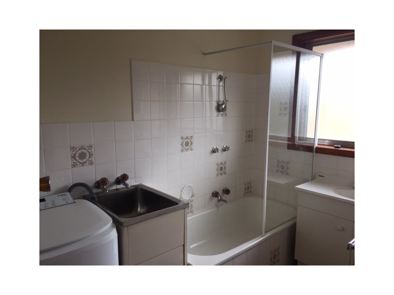 8/13 Fleming Street, Glenorchy TAS 7010