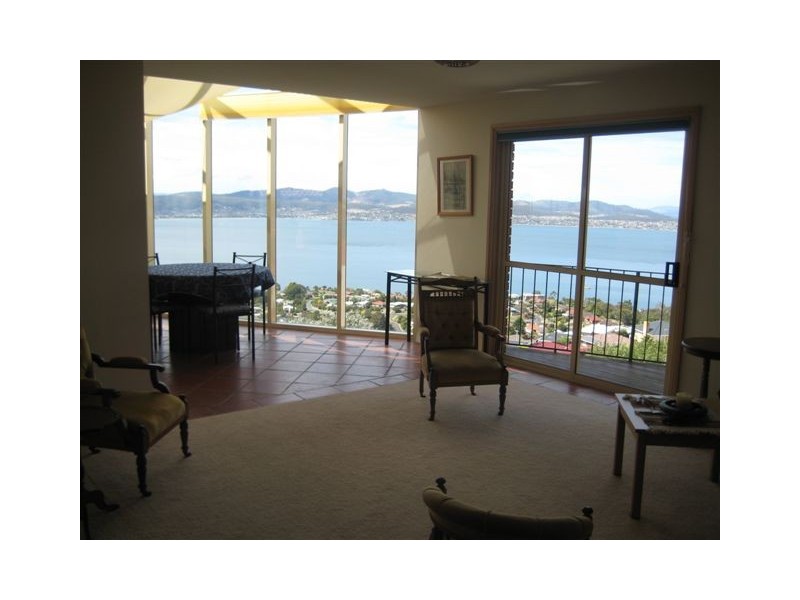 3 Lindeith Court, Sandy Bay TAS 7005