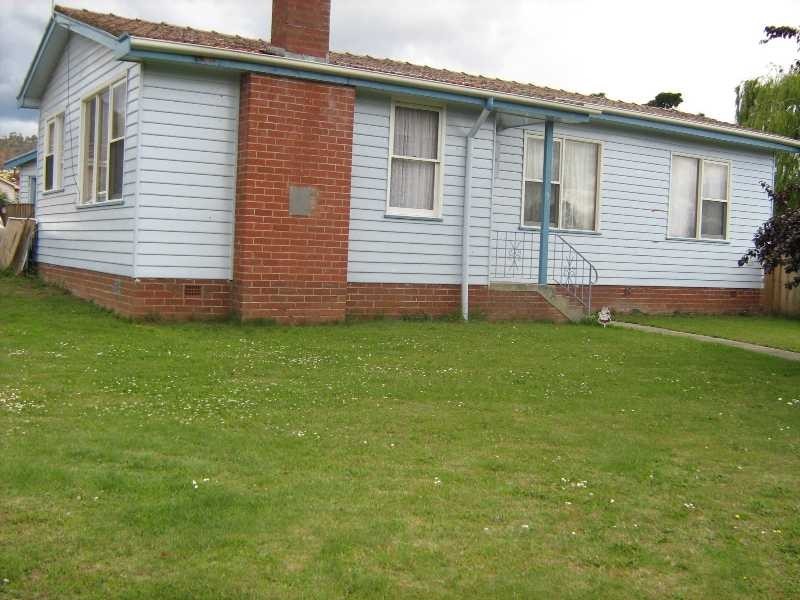9 Link Road, New Norfolk TAS 7140