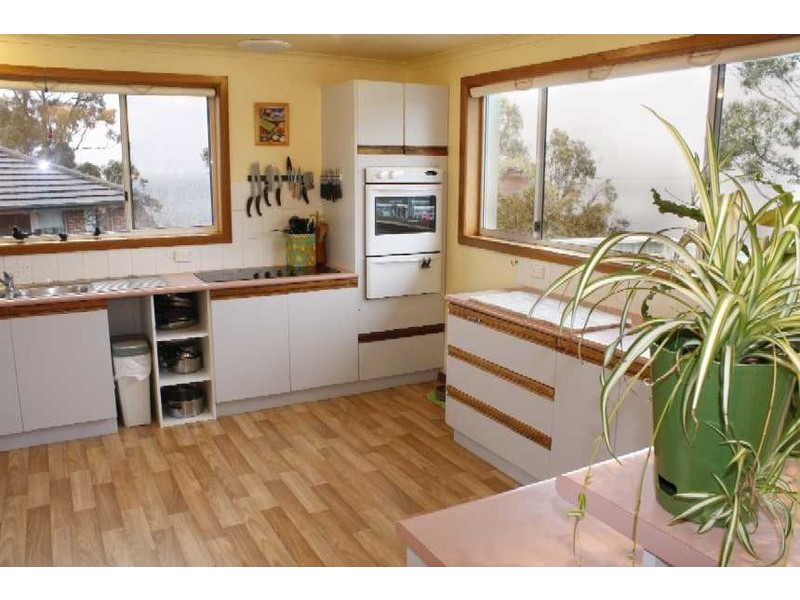 73 Suncoast Drive, Blackmans Bay TAS 7052