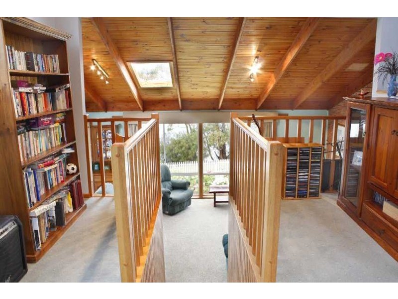 73 Suncoast Drive, Blackmans Bay TAS 7052