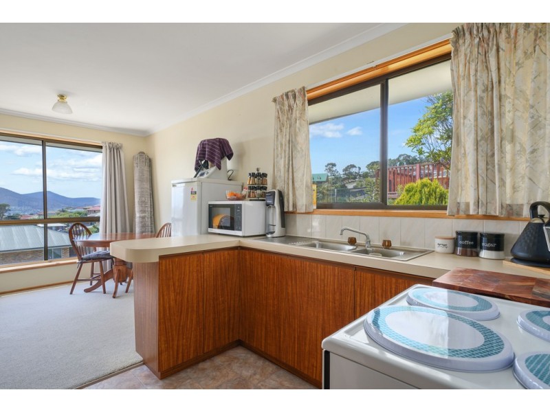 1/8 Anita Place, Glenorchy TAS 7010