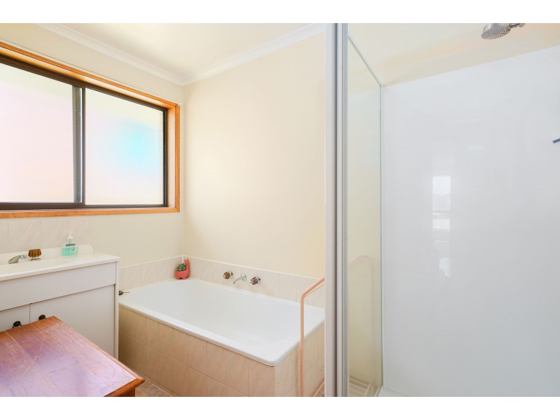 1/8 Anita Place, Glenorchy TAS 7010