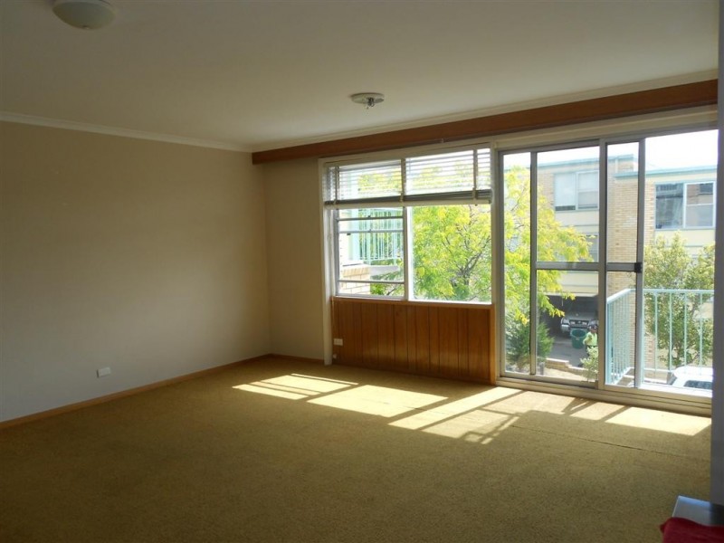 13/10 Ballawinnie Road, Lindisfarne TAS 7015