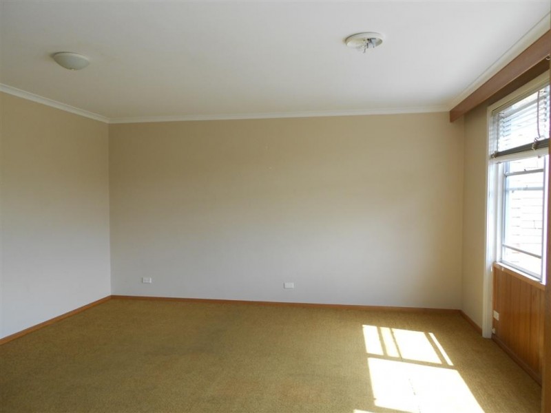 13/10 Ballawinnie Road, Lindisfarne TAS 7015