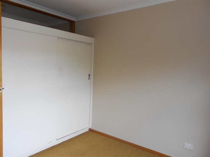 13/10 Ballawinnie Road, Lindisfarne TAS 7015