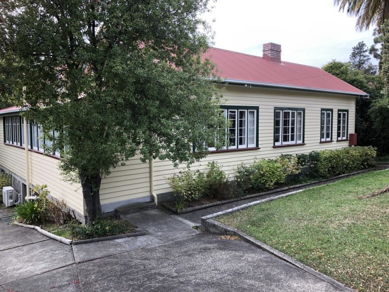 15 Ratho Street, Lenah Valley TAS 7008