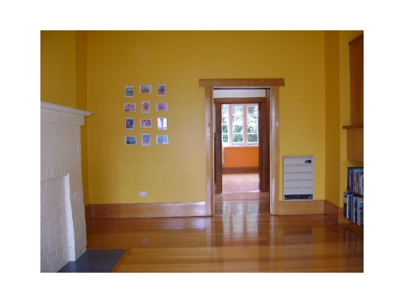 15 Ratho Street, Lenah Valley TAS 7008