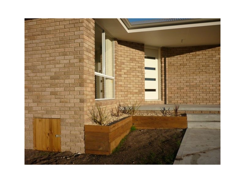 2 Gateway Drive, New Norfolk TAS 7140