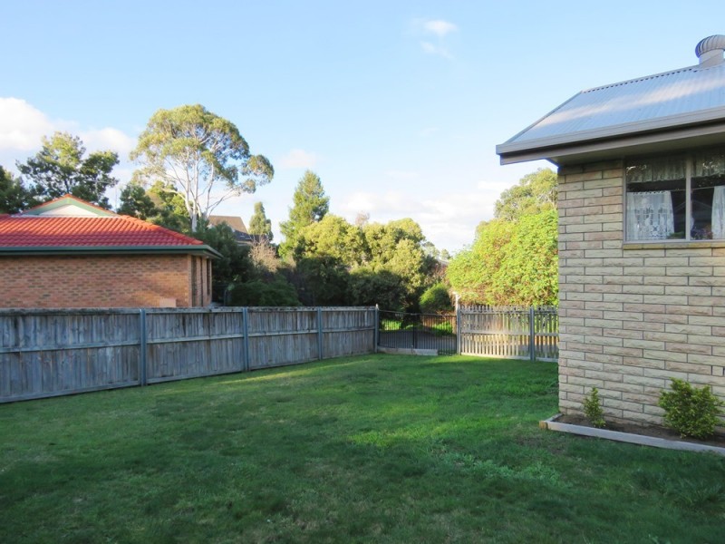 6/142 Summerleas Road, Kingston TAS 7050